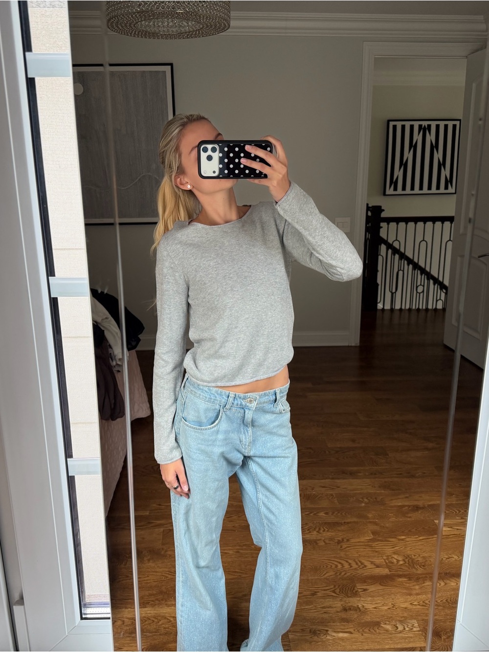 Brandy Melville Light Gray Crewneck Sweatshirt
